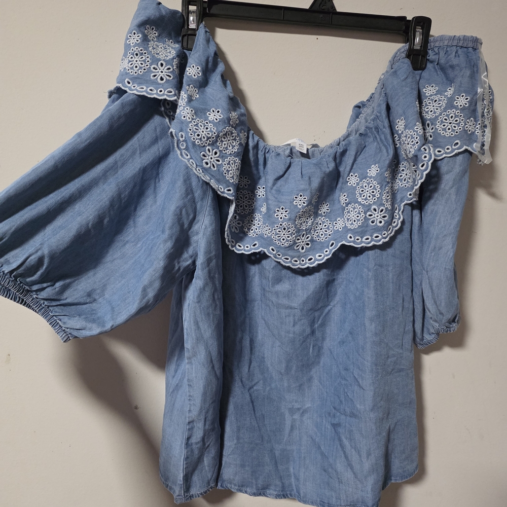 Time and Tru Light Blue Eyelet Off-Shoulder Blouse